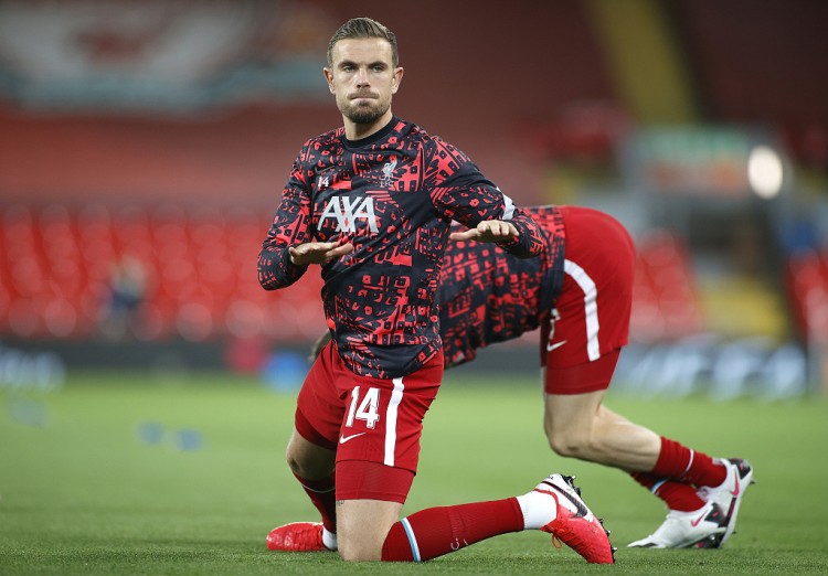 欧联对阵格拉茨风暴，卡拉布里亚打进挑球过人后精彩进球