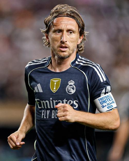 斯文松：今天的机会比上一次对阵药厂时还多，但不进球都没用