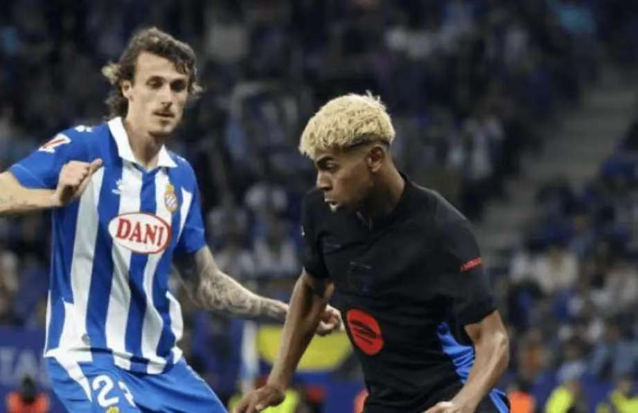 川超分区赛最佳阵出炉：南充门将成为票王，网红向男入选二阵