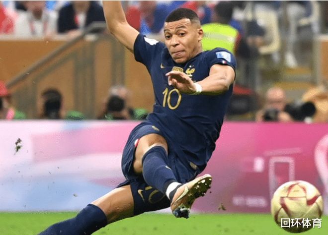 足球世界杯出现本届最快进球，仅9秒