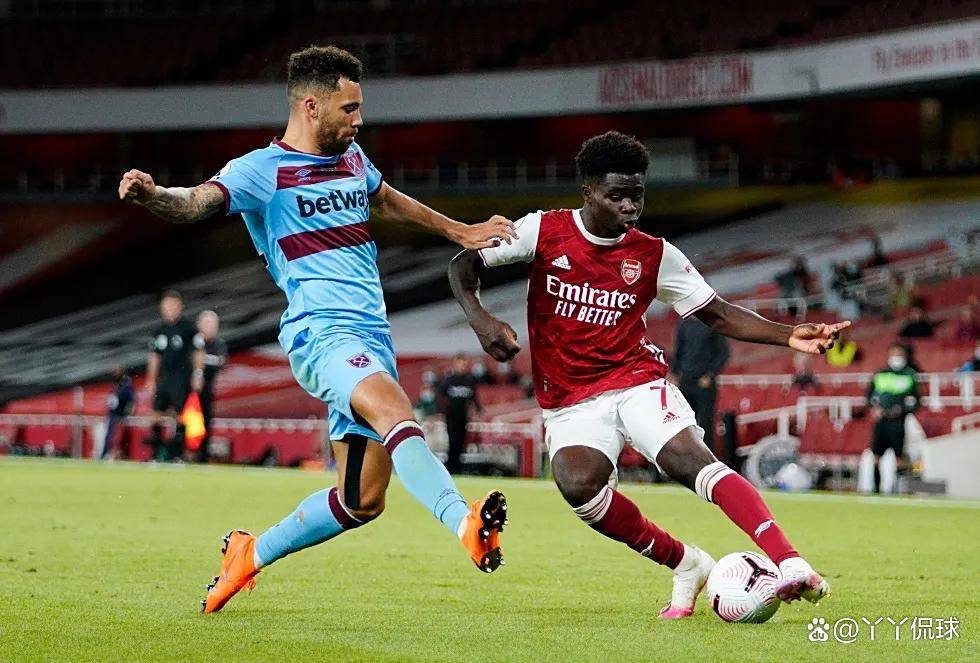 普里查德和沃尔什第二节得分均上双，上半场合砍28分9板6助